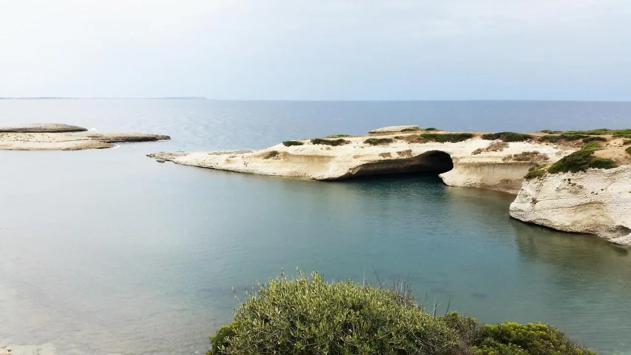 Casa Incantevole Vicino al Mare Baratili San Pietro 0*,  Italia
